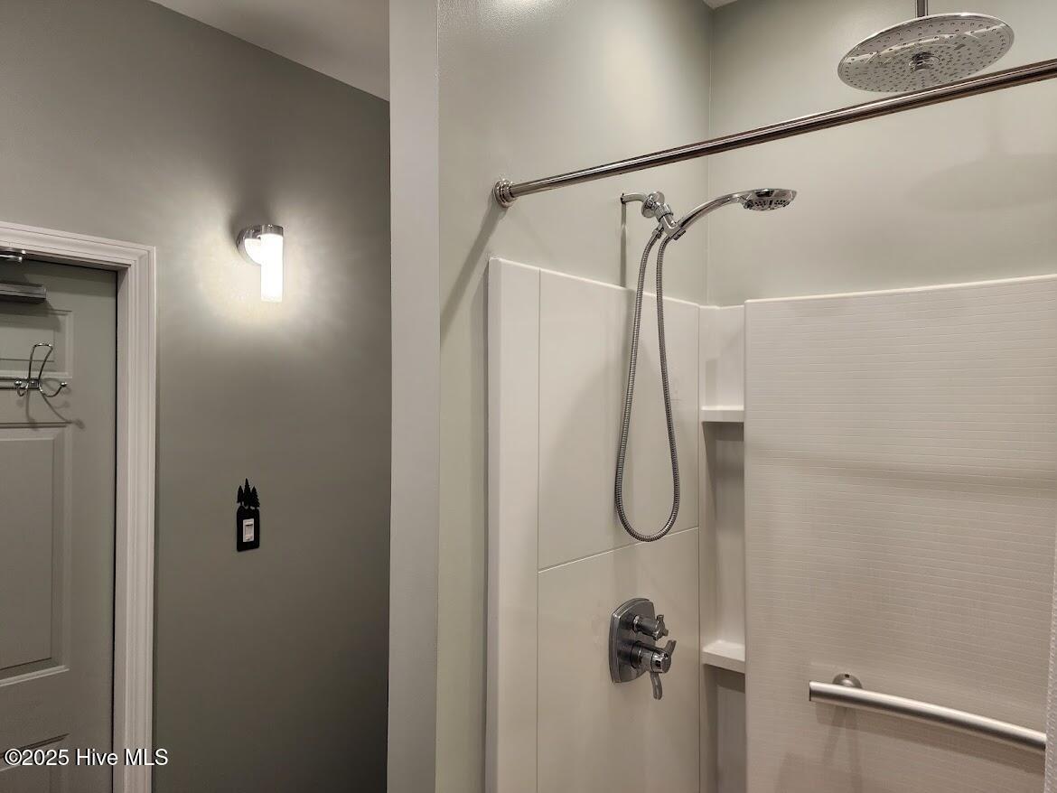 107 South Lakeshore Drive Whispering Pines, NC 28327 - Photo 16 of 32 20231229_103119