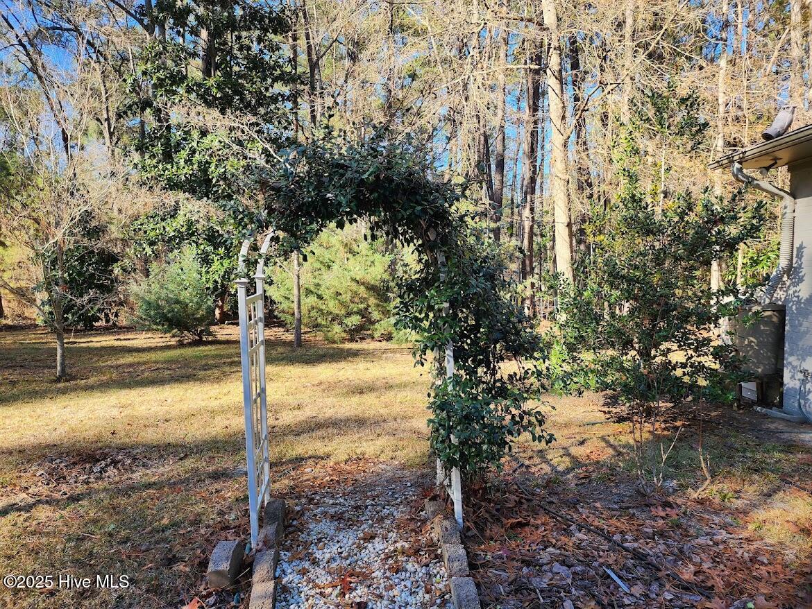 107 South Lakeshore Drive Whispering Pines, NC 28327 - Photo 28 of 32 20231231_135534