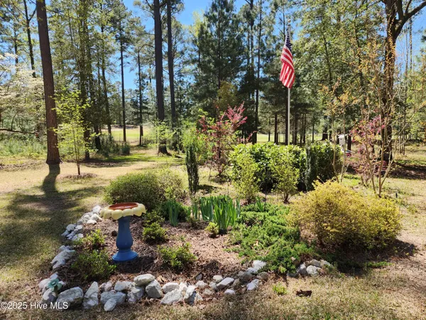 $2,350 | 107 South Lakeshore Drive, Whispering Pines, NC 28327