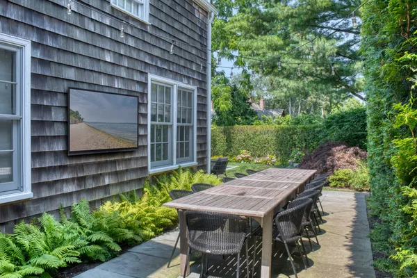 $7,600,000 | 9 Suffolk Street, Sag Harbor Village, NY 11963