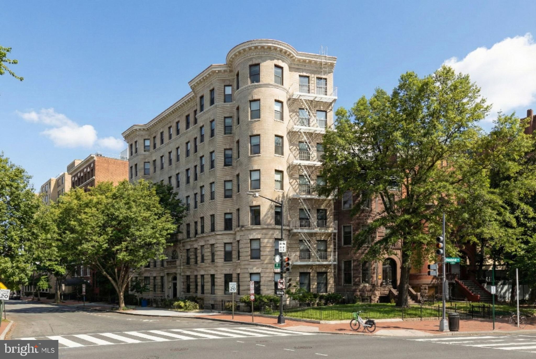 1115 12th Street Northwest, Unit 104 Washington, DC 20005 - Photo 20 of 25 a front view of a building