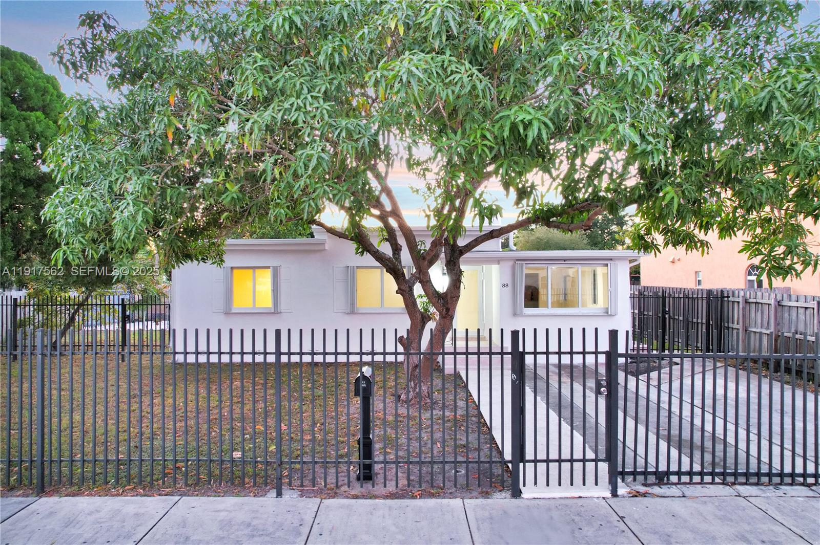 88 Southwest 29th Avenue Miami, FL 33135 - Photo 1 of 30