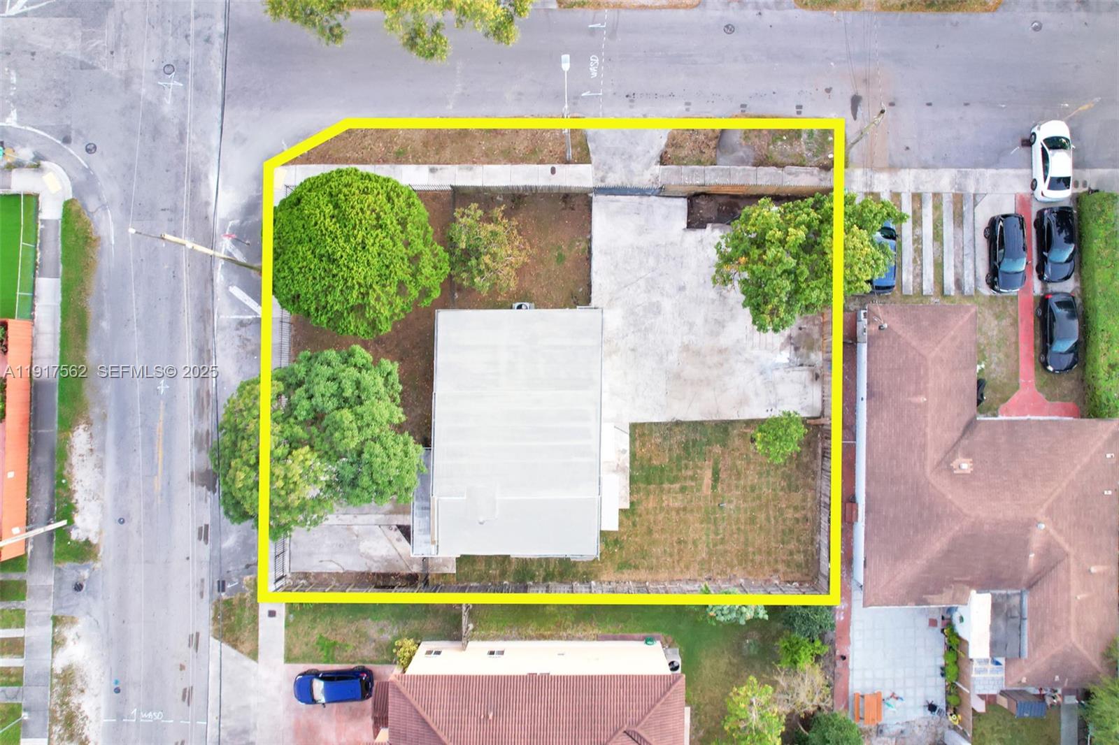 88 Southwest 29th Avenue Miami, FL 33135 - Photo 4 of 30