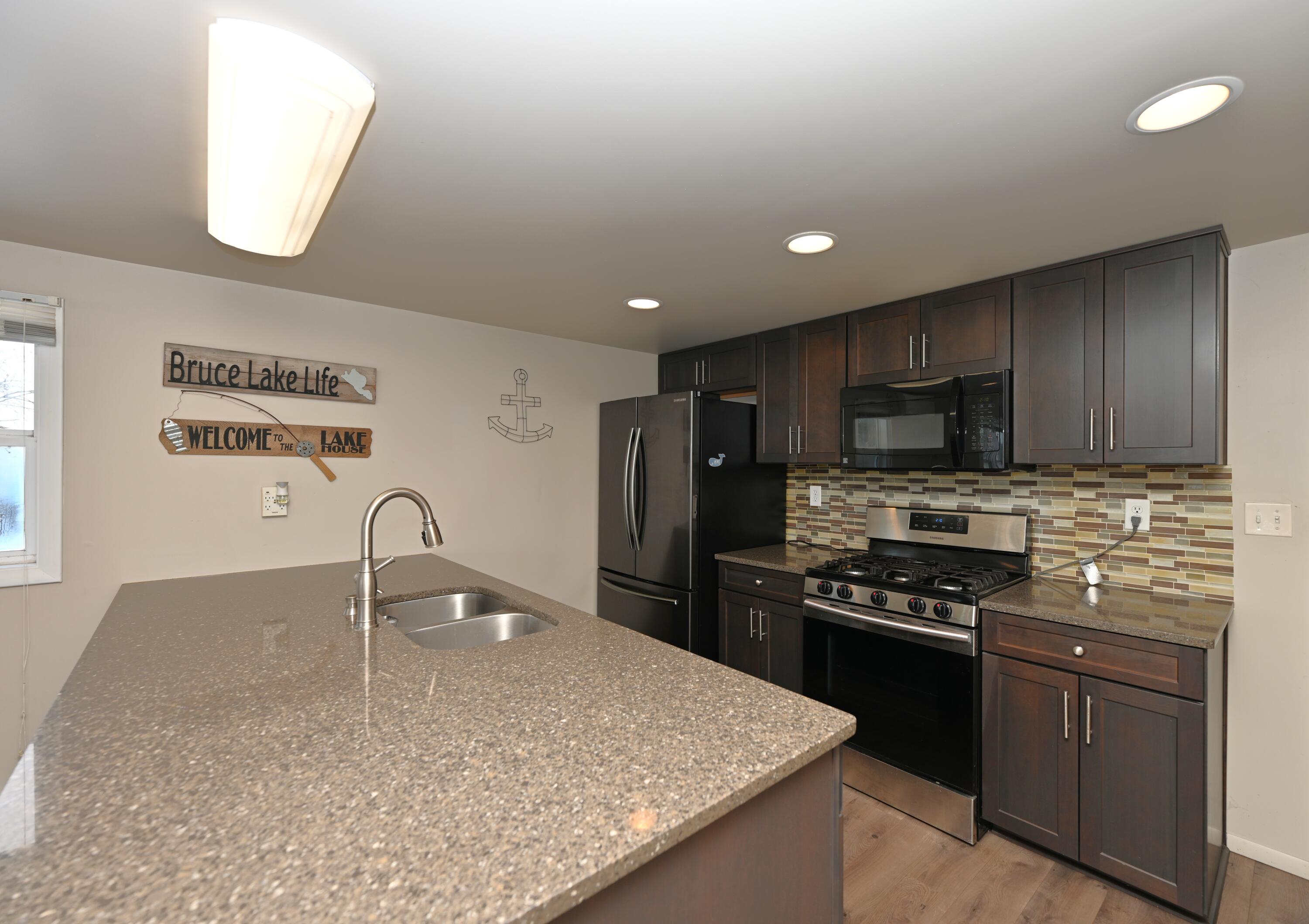 11446 West South Park Road Kewanna, IN 46939 - Photo 14 of 33 3000x2120