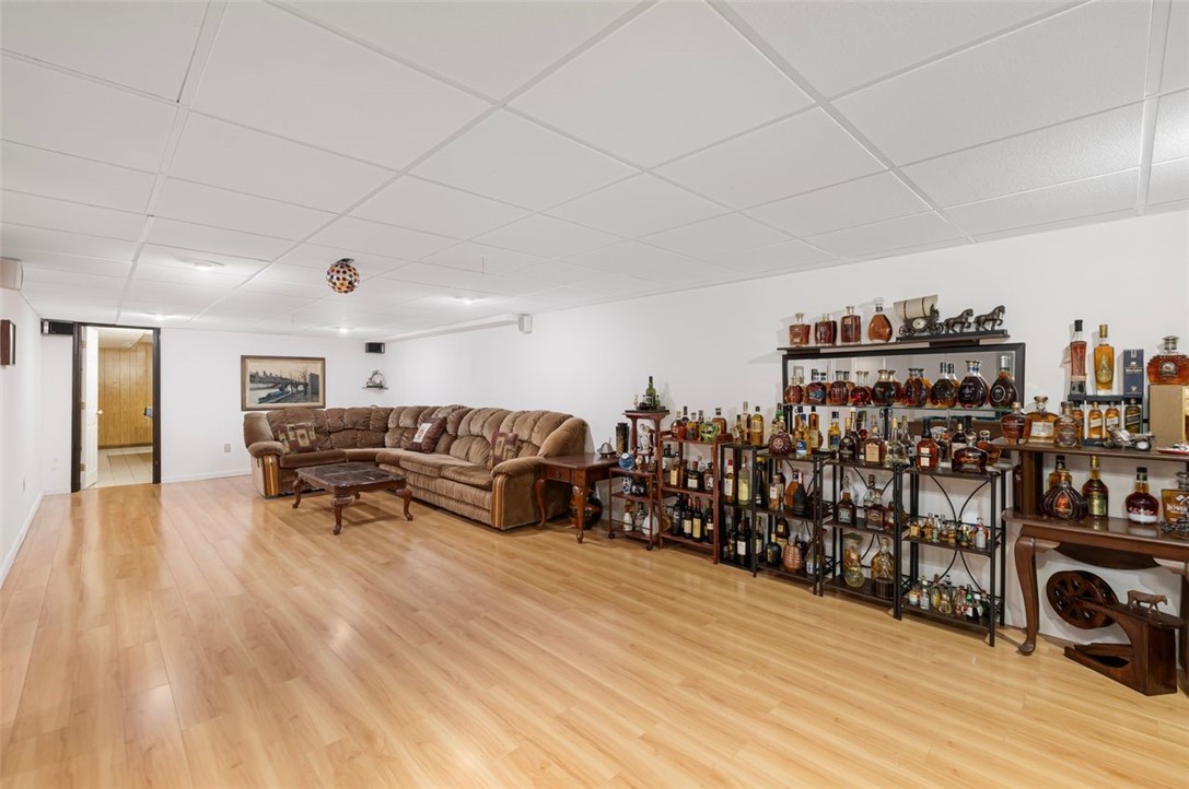 65 Janet Drive Cranston, RI 02921 - Photo 27 of 46