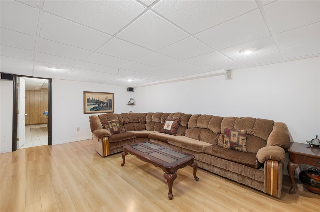 65 Janet Drive Cranston, RI 02921 - Photo 28 of 46