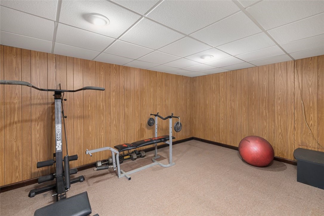 65 Janet Drive Cranston, RI 02921 - Photo 32 of 46