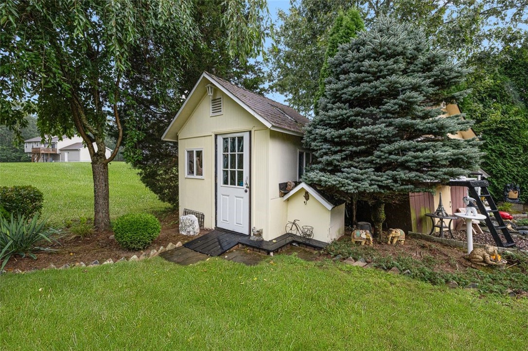 65 Janet Drive Cranston, RI 02921 - Photo 42 of 46