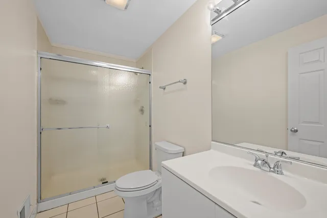 $475,000 | 2520 West Bloomingdale Avenue, Unit B, Chicago, IL 60647