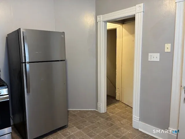 $950 | 444 West Street, Bristol, CT 06010