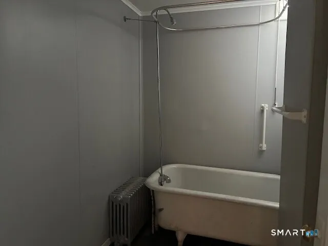 $950 | 444 West Street, Bristol, CT 06010