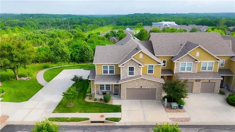 $395,000 | 16058 Fontana Street, Unit 302, Overland Park, KS 66085
