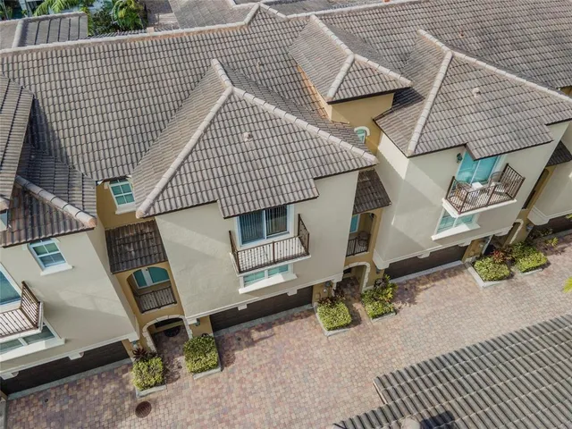 $975,000 | 3240 Northeast 13th Street, Unit 3240, Pompano Beach, FL 33062