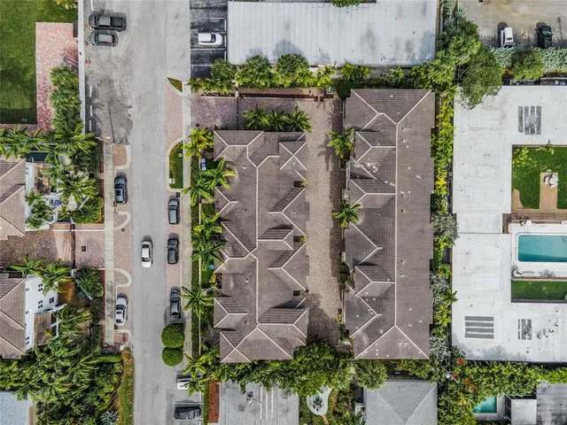 $975,000 | 3240 Northeast 13th Street, Unit 3240, Pompano Beach, FL 33062