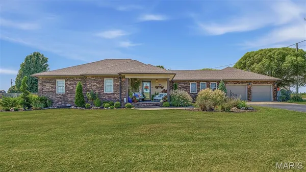 $389,000 | 13199 County Line Road, Kennett, MO 63857