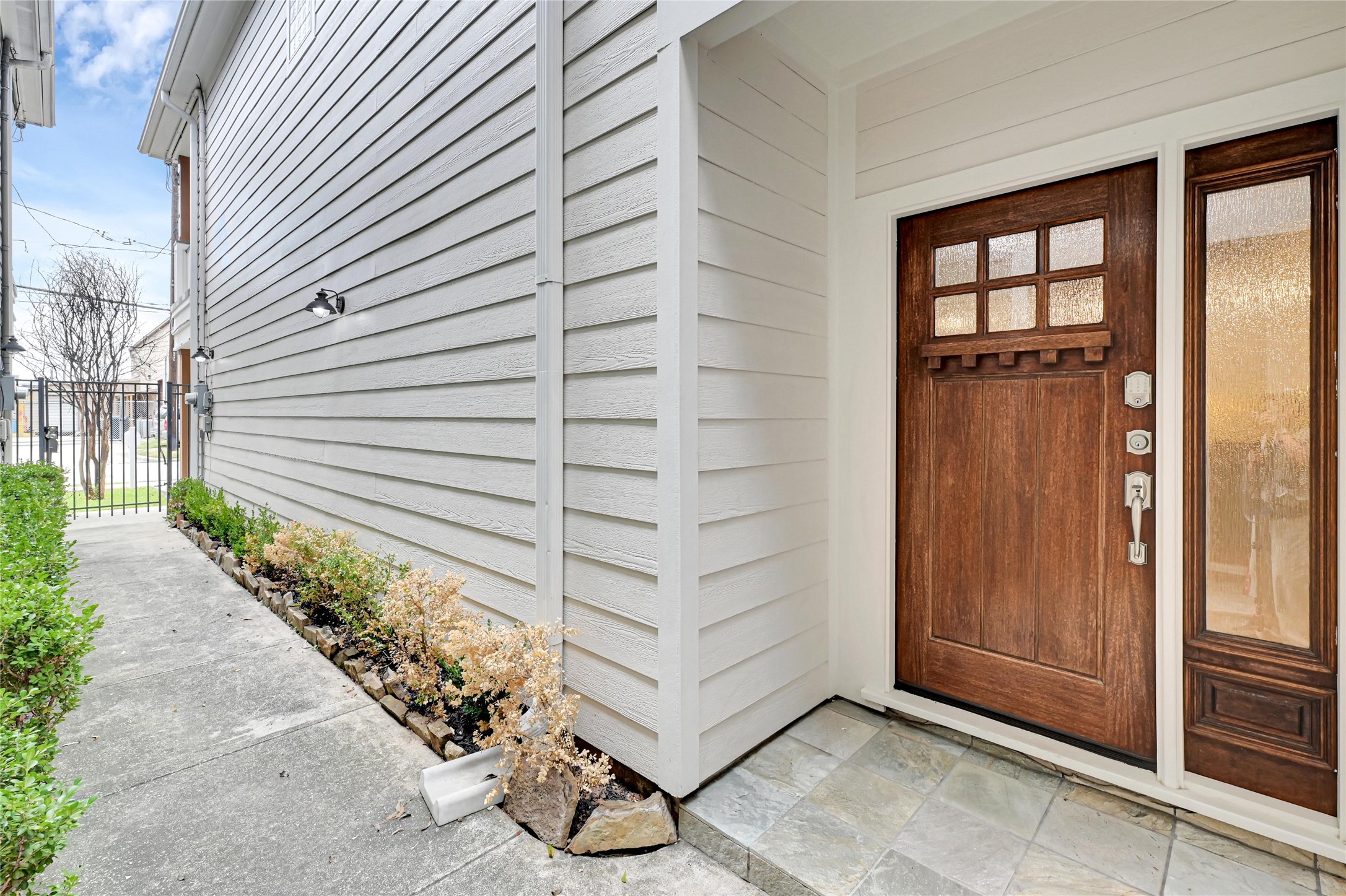 4418 Edsee Street Houston, TX 77009 - Photo 28 of 28 Make an appointment to see this gorgeous heights gem before it slips away!