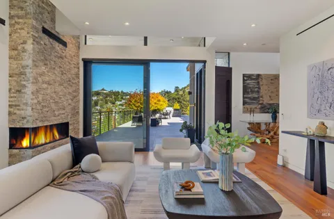 $8,477,000 | 3 Trestle Glen Circle, Tiburon, CA 94920