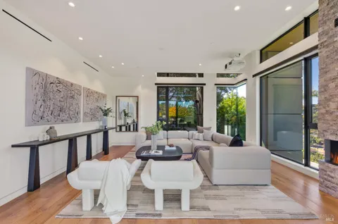 $8,477,000 | 3 Trestle Glen Circle, Tiburon, CA 94920