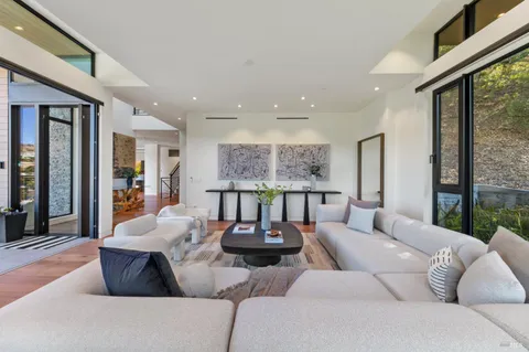 $8,477,000 | 3 Trestle Glen Circle, Tiburon, CA 94920