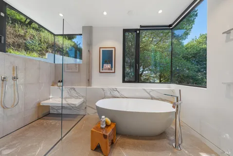 $8,477,000 | 3 Trestle Glen Circle, Tiburon, CA 94920