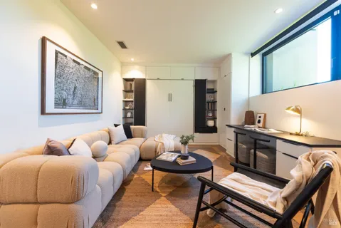 $8,477,000 | 3 Trestle Glen Circle, Tiburon, CA 94920