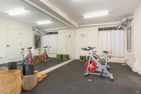 $8,477,000 | 3 Trestle Glen Circle, Tiburon, CA 94920