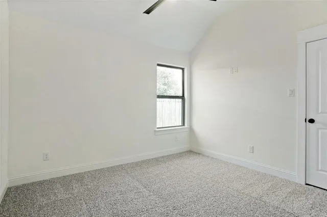 $299,500 | 107 South 6th Street, Godley, TX 76044