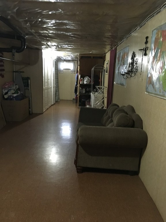 7 Monfort Street Worcester, MA 01604 - Photo 12 of 15