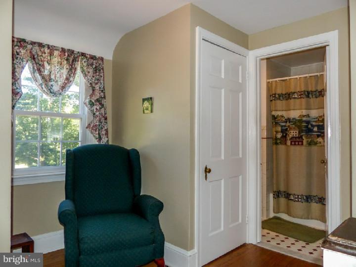 10821 Knights Road Philadelphia, PA 19154 - Photo 12 of 25