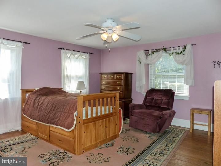 10821 Knights Road Philadelphia, PA 19154 - Photo 14 of 25 Master Bedroom