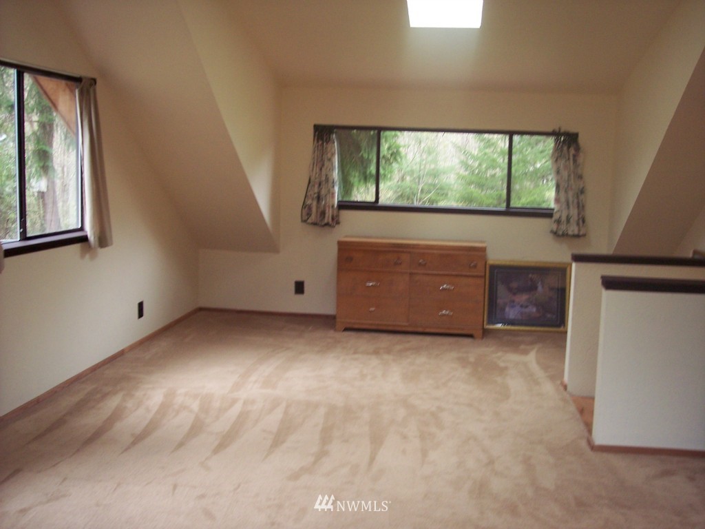 10099 Misery Point Road Northwest Seabeck, WA 98380 - Photo 6 of 15 Gallery Image 6