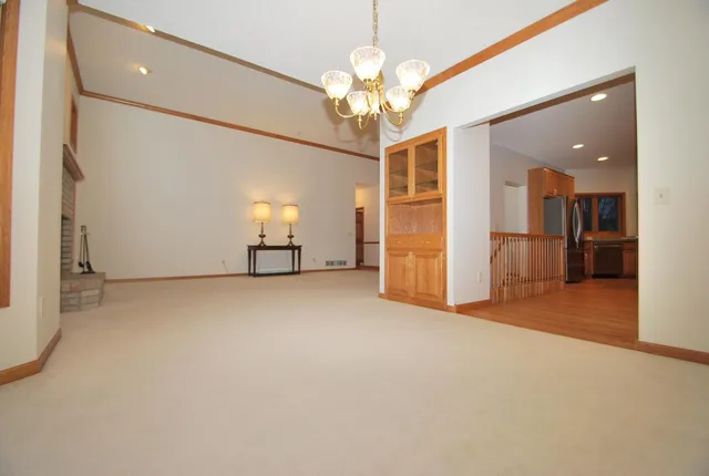 $619,900 | 8048 Narcissus Lane North, Maple Grove, MN 55311