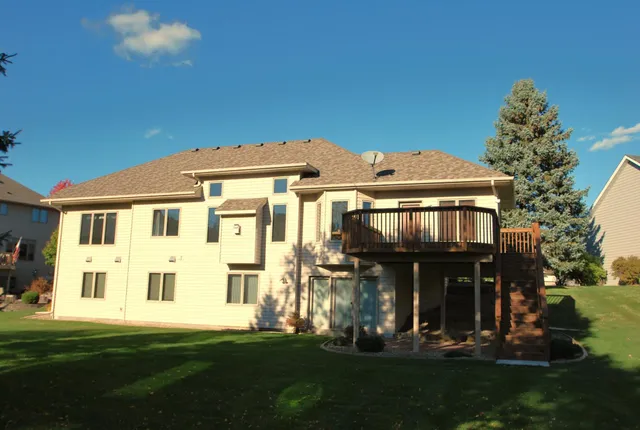 $619,900 | 8048 Narcissus Lane North, Maple Grove, MN 55311