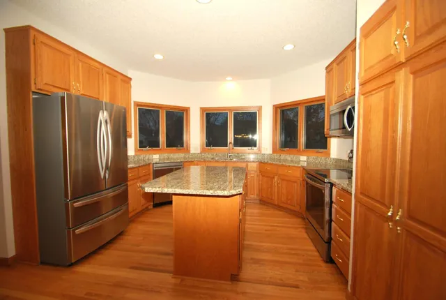 $619,900 | 8048 Narcissus Lane North, Maple Grove, MN 55311