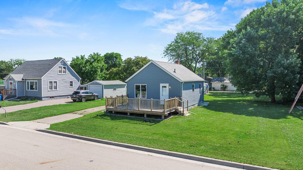 133 4th Street Dawson, MN 56232 - Photo 34 of 38