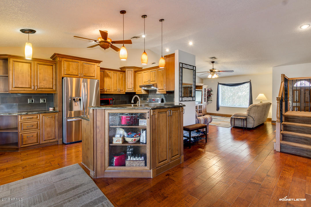 3610 East Agave Road Phoenix, AZ 85044 - Photo 15 of 61 12-Agave