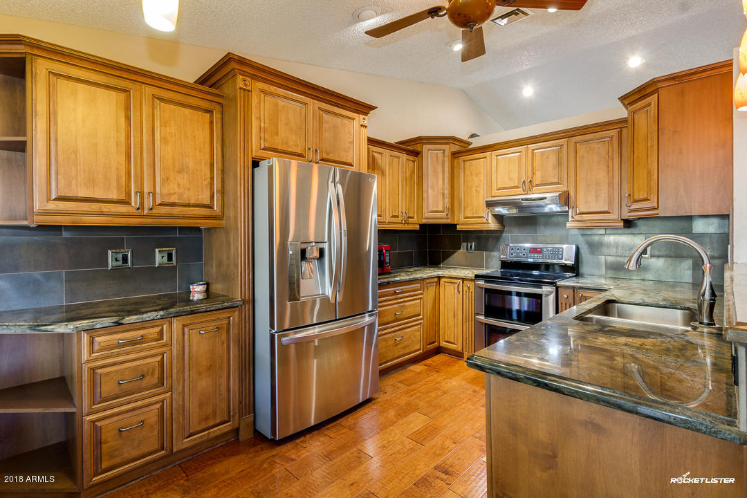 3610 East Agave Road Phoenix, AZ 85044 - Photo 3 of 61 17-Agave