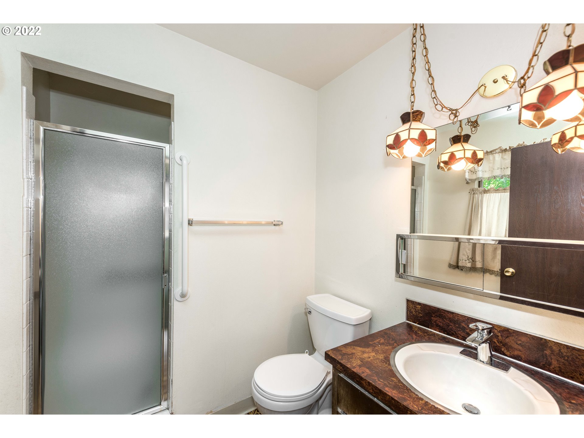 17755 Southwest Alexander Street Aloha, OR 97003 - Photo 11 of 15 Bathroom, Attached