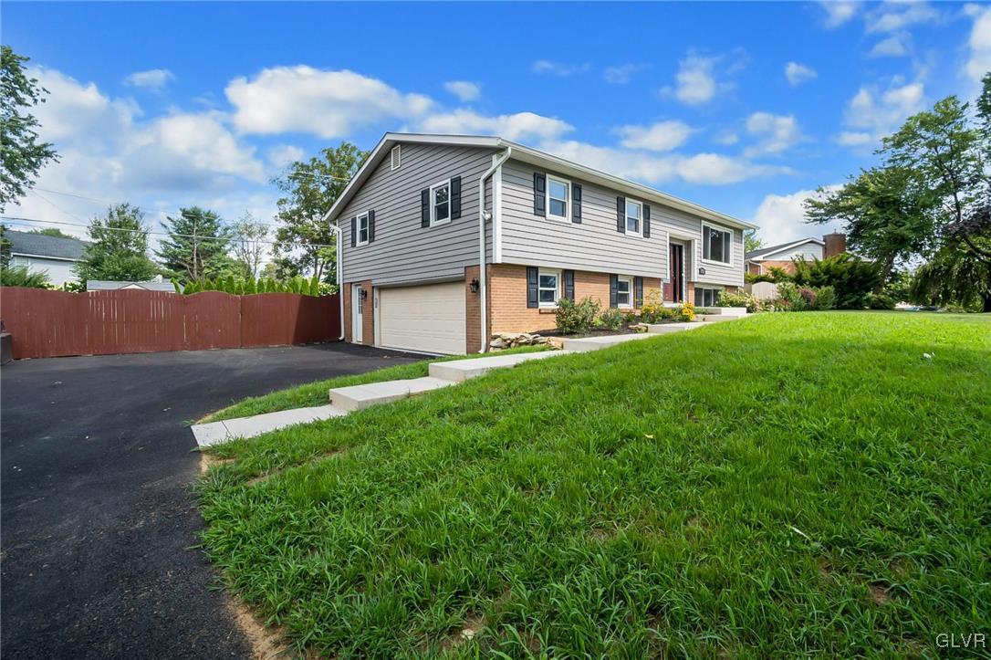 3712 Ironstone Road Bethlehem, PA 18020 - Photo 2 of 39 Gallery Image 2
