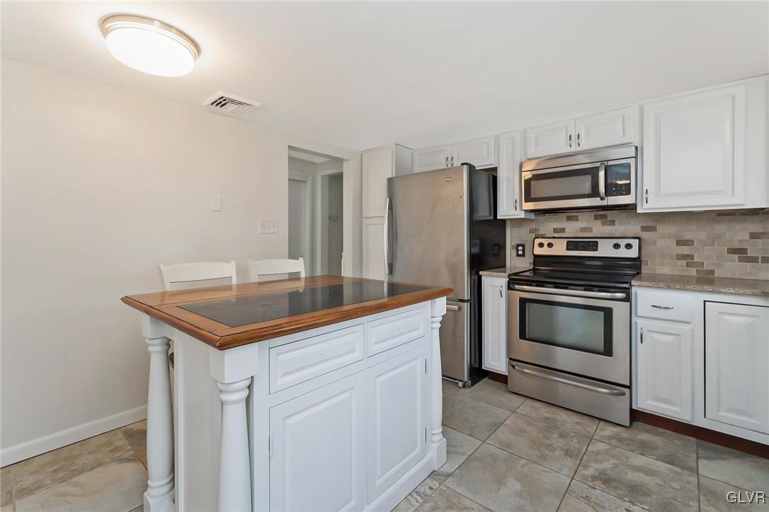 3712 Ironstone Road Bethlehem, PA 18020 - Photo 30 of 39 Gallery Image 30