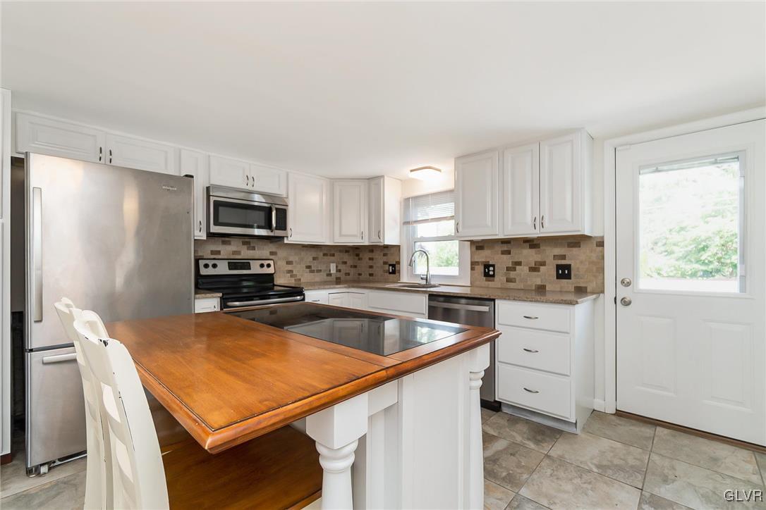 3712 Ironstone Road Bethlehem, PA 18020 - Photo 31 of 39 Gallery Image 31