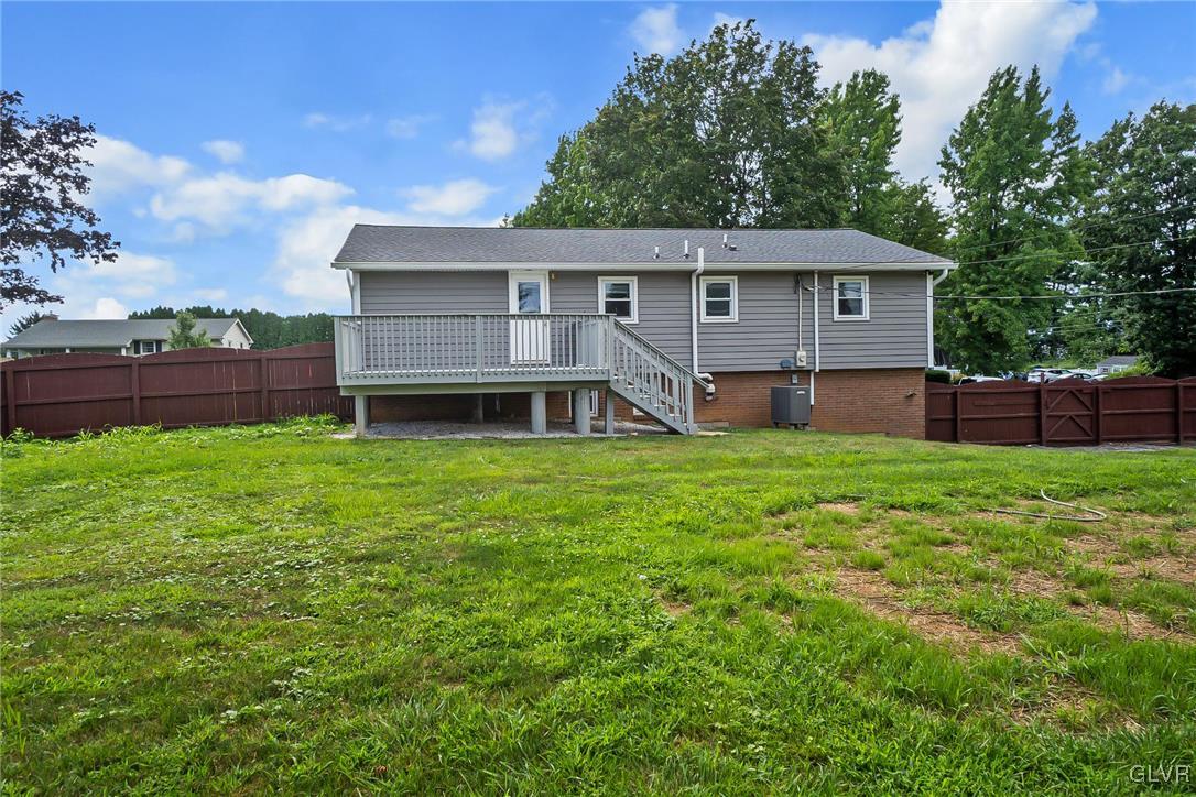 3712 Ironstone Road Bethlehem, PA 18020 - Photo 4 of 39 Gallery Image 4