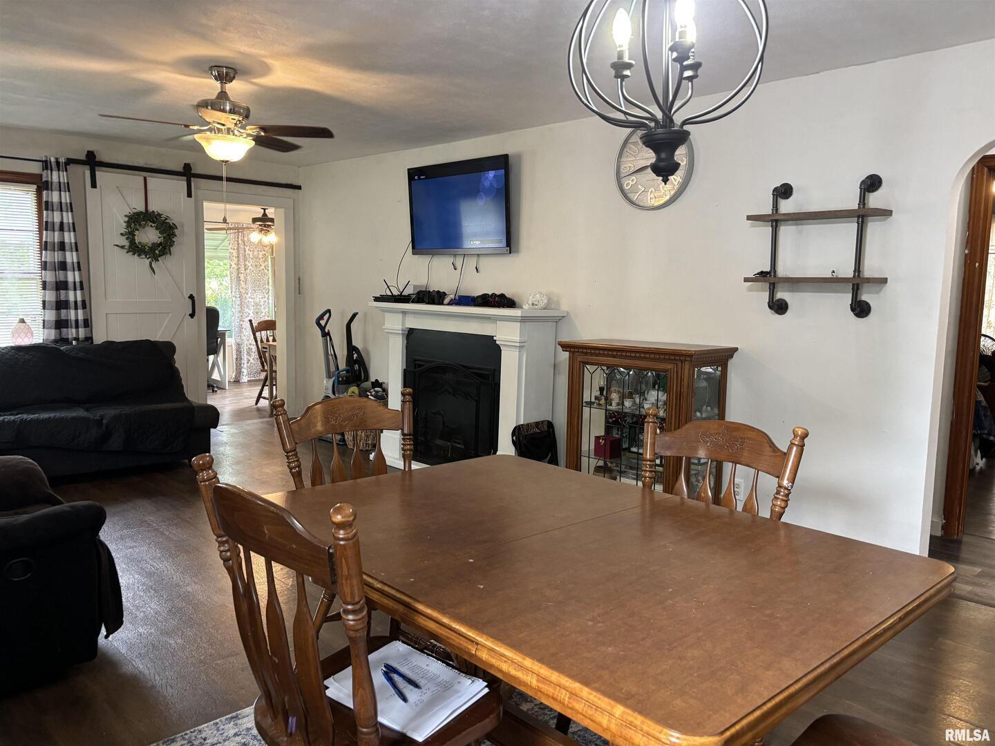122 Center Street Anna, IL 62906 - Photo 11 of 49