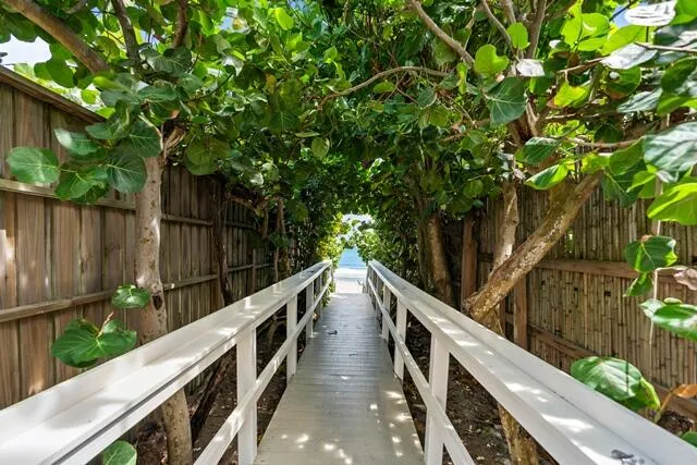 $775,000 | 3606 South Ocean Boulevard, Unit 204, Highland Beach, FL 33487