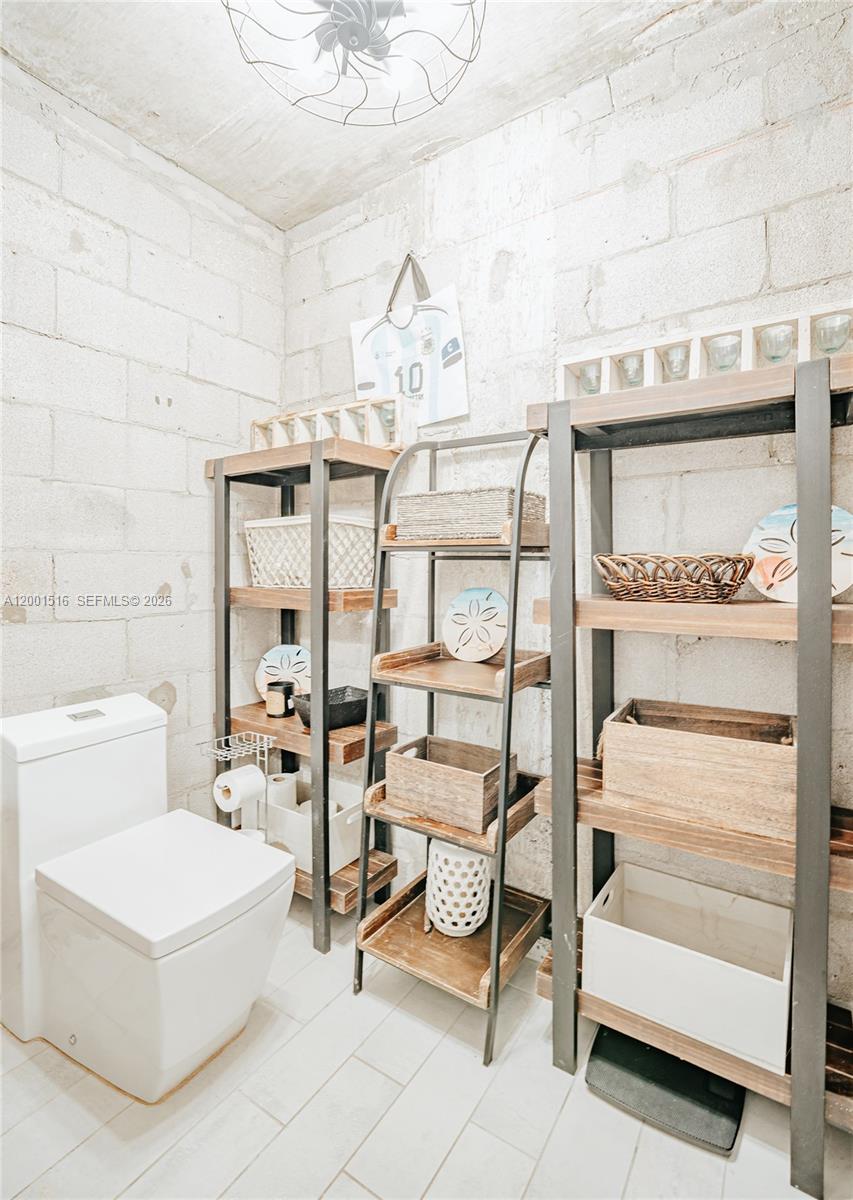 1340 Lincoln Road, Unit 805 Miami Beach, FL 33139 - Photo 4 of 30