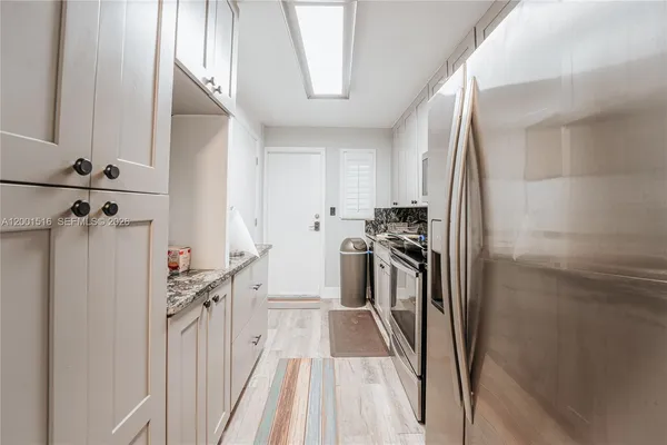 $2,550 | 1340 Lincoln Road, Unit 805, Miami Beach, FL 33139