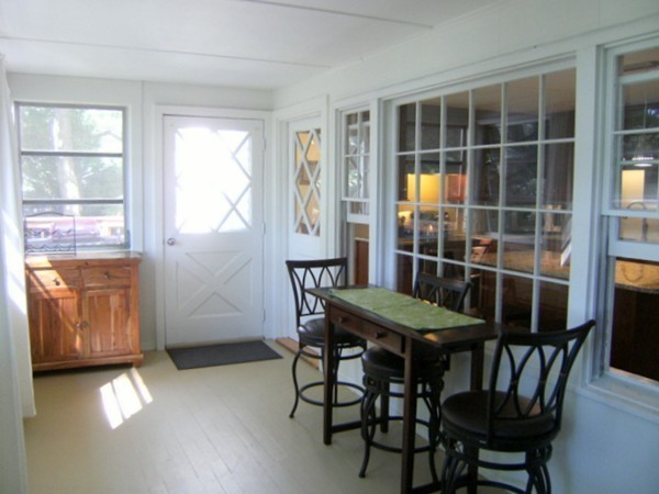 6 Gerald Road Framingham, MA 01701 - Photo 10 of 20 a view of a dining room with furniture and window