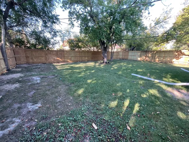 $2,000 | 21840 Olivia Avenue, Sauk Village, IL 60411