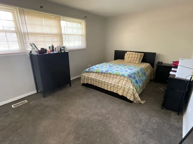 $2,000 | 21840 Olivia Avenue, Sauk Village, IL 60411