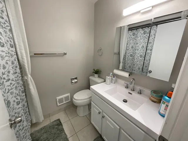 $2,000 | 21840 Olivia Avenue, Sauk Village, IL 60411